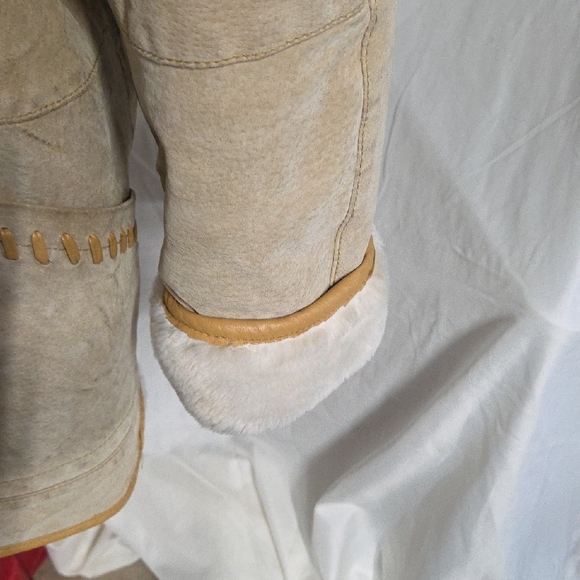 Elegant COMINT  Tan Leather Jacket with Cream Lining. Med - Picture 3 of 16